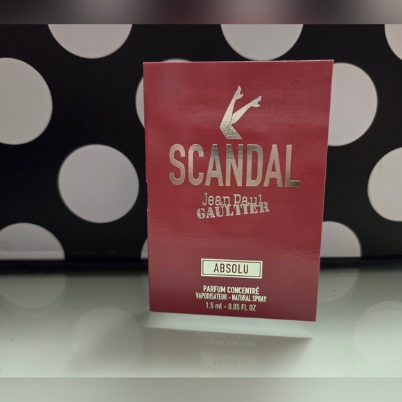 10/$25✨️JPG Scandal Absolu✨️ - Picture 1 of 1